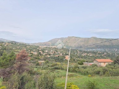 Villa bifamiliare via realcelsi 83, Monreale