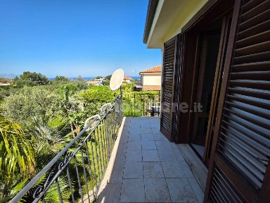 Villa bifamiliare via Calarossa 58, Centro, Terrasini