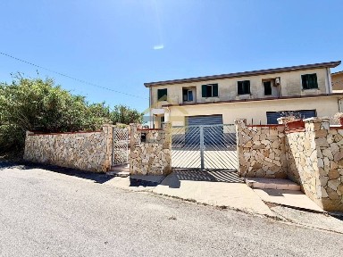Villa bifamiliare viale Salvatore Vitale 1/D, Centro, Trappeto