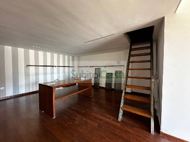 Locale commerciale in Affitto