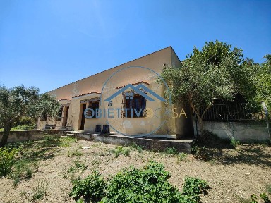 Villa bifamiliare Contrada Corvo Valle, Casteldaccia
