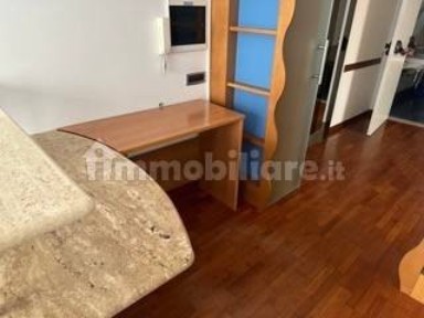 Locale commerciale in Affitto