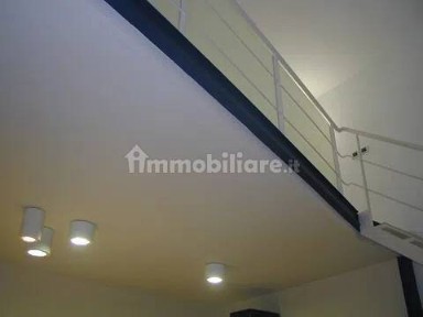 Locale commerciale in Affitto