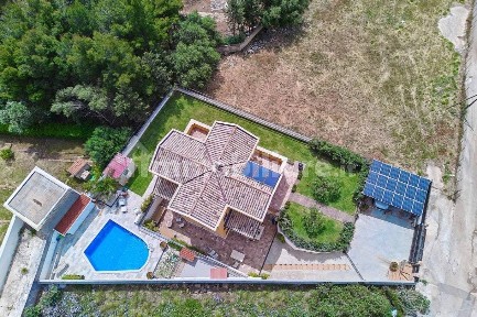 Villa unifamiliare via Menelao 12A, Mondello - Valdesi, Palermo