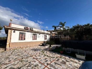 Villa unifamiliare Contrada Danigarci snc, Danigarci, Termini Imerese