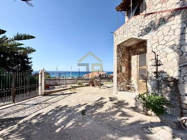 Villa unifamiliare Contrada Forgia SNC, Balestrate Foce, Balestrate
