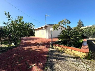 Villa unifamiliare via Giardini 34 34, Centro, Trabia