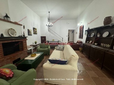 Carini, Via Gorizia, 12