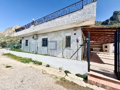 Villa unifamiliare Contrada Paterna, Terrasini