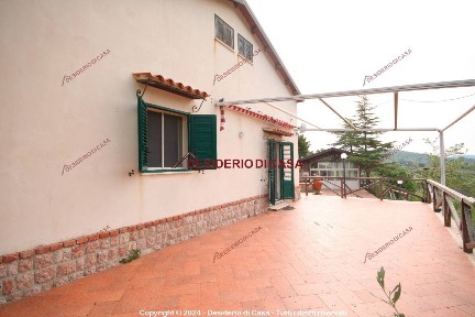 Villa unifamiliare Contrada Dingoli, Piana degli Albanesi