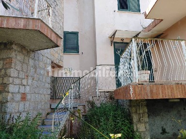 Villa unifamiliare via del Monte 8, Centro, Monreale