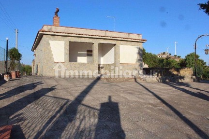 Villa unifamiliare via Toscana, 16, Belmonte Mezzagno