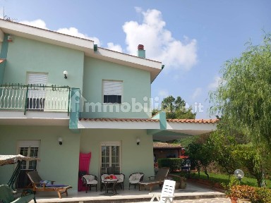 Villa bifamiliare via Chiesazza - Sperone II, Torre Colonna Sperone, Altavilla Milicia