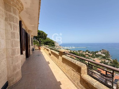 Villa unifamiliare via delle Ninfe 16, Centro, Cefalù