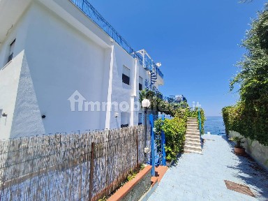 Villa bifamiliare Strada Statale 113 Settentrionale Sicula, Centro, Trabia
