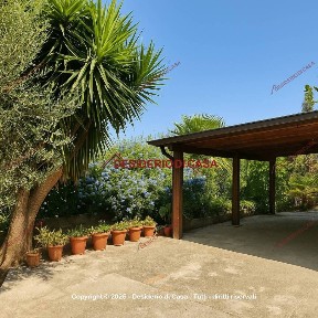 Villa unifamiliare via Giuseppe Ganci e Livio Soletto, Zona Industriale, Termini Imerese