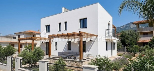 Villa unifamiliare via Giummari, Milioti, Carini