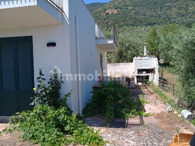 Villa unifamiliare Contrada Vucca Vanella, Trabia
