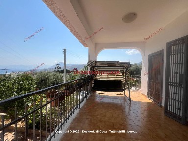 Villa bifamiliare Strada Vicinale San Nicola, Altavilla Milicia