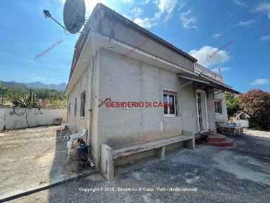 Villa unifamiliare Contrada Corte Vecchia, Termini Imerese