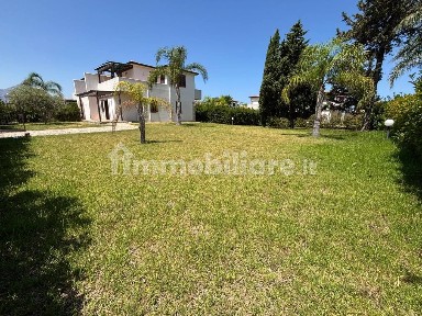 Villa plurifamiliare Contrada Pistavecchia, Campofelice di Roccella