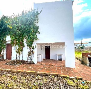 Villa unifamiliare via della Provincia 23, Lascari