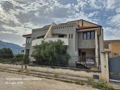 Villa unifamiliare corso Italia, 157, Centro, Carini
