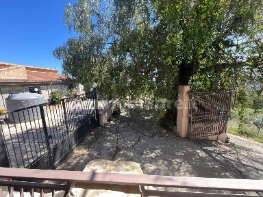 Villa plurifamiliare Contrada Corvo Valle 3, Casteldaccia
