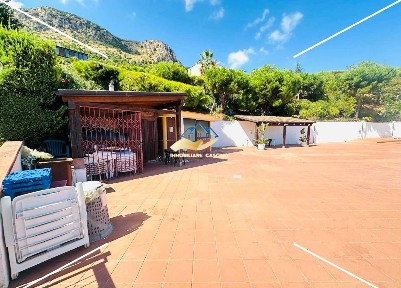 Villa plurifamiliare Intercomunale 12, Trabia