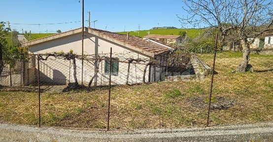 Villa unifamiliare Contrada Cammisini, Collesano