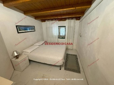 Villa unifamiliare Autostrada Messina-Palermo, Campofelice di Roccella