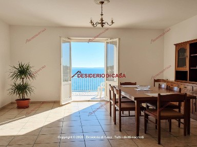 Villa unifamiliare piazza Molini 7, Centro, Trabia