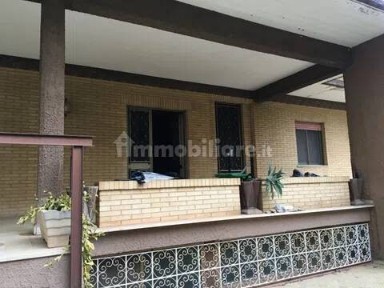 Villa unifamiliare via Sferracavallo No Number, Sferracavallo - Barcarello, Palermo