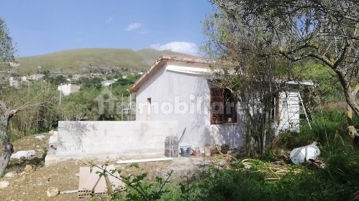 Villa unifamiliare Contrada Mazzamartino, Montelepre