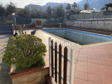 Villa unifamiliare via Chiesazza - Sperone Xvii, 15, Torre Colonna Sperone, Altavilla Milicia