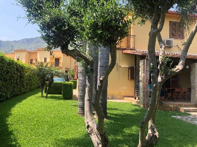 Villa bifamiliare Contrada San Michele, Altavilla Milicia