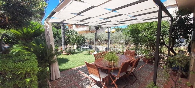 Villa unifamiliare via Strada Statale 113 Est, Torre Muzza, Carini