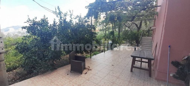 Villa unifamiliare via Gran Paradiso, Centro, Carini