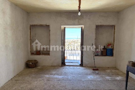 Gratteri, Via Pozzarello, 31
