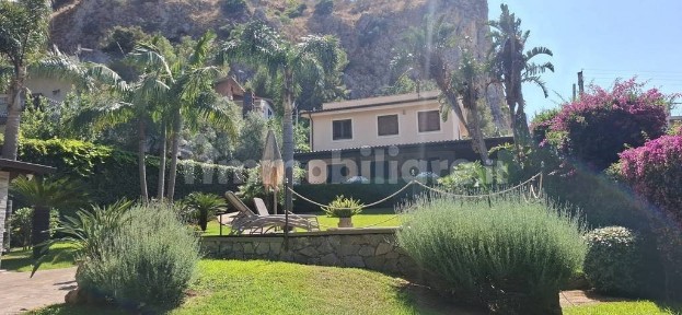 Villa unifamiliare SP3bis, Parco Degli Ulivi, Carini