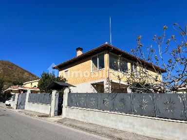 Venarotta, Via Papa Giovanni Paolo II, 6