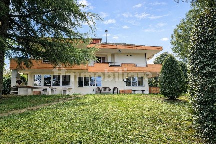 Villa unifamiliare via dei Peschi, Ascoli Piceno