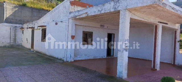 Villa unifamiliare via Del Commercio No Number, Cefalù