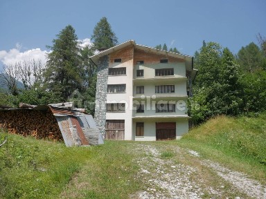 Terratetto plurifamiliare Strada Provinciale della Val di Zoldo e Val Cellina, Val di Zoldo