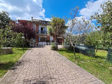 Villa unifamiliare faraone, Maltignano
