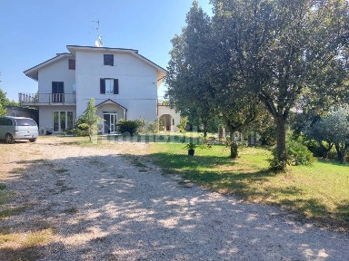 Villa unifamiliare Contrada Collelungo 17, Acquaviva Picena