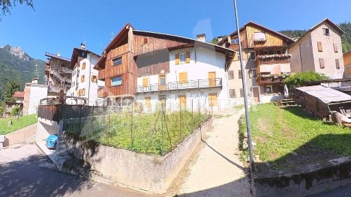 Terratetto plurifamiliare via Lasta, Venas, Valle di Cadore