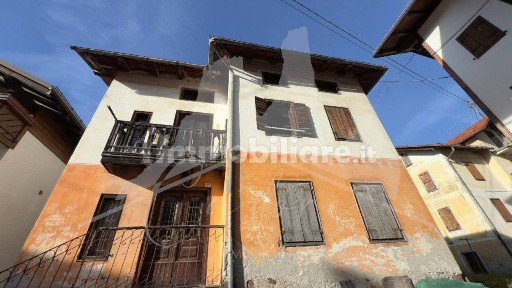 Terratetto unifamiliare via Piave, Centro, San Pietro di Cadore