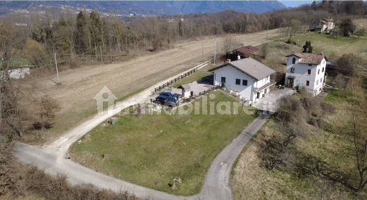 Terratetto unifamiliare via Col Del Vin 102, Belluno
