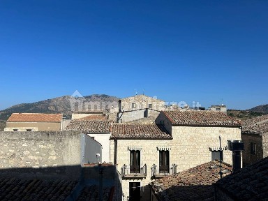 Petralia Soprana, Via Loreto, 18